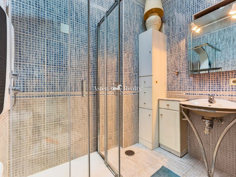 Villa for Sale in San Eugenio Alto, Tenerife 13