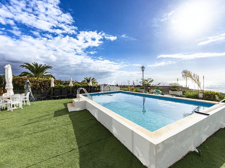 Villa for Sale in Guia De Isora, Tenerife 4
