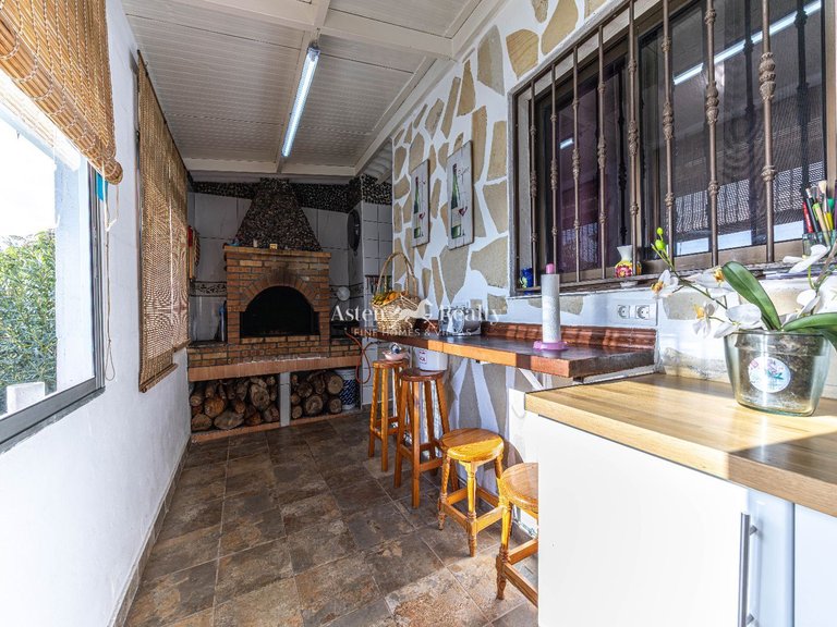 Villa for Sale in Guia De Isora, Tenerife 7