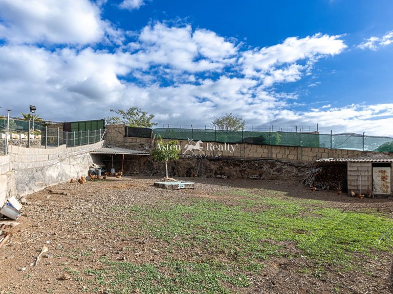 Villa for Sale in Guia De Isora, Tenerife 27