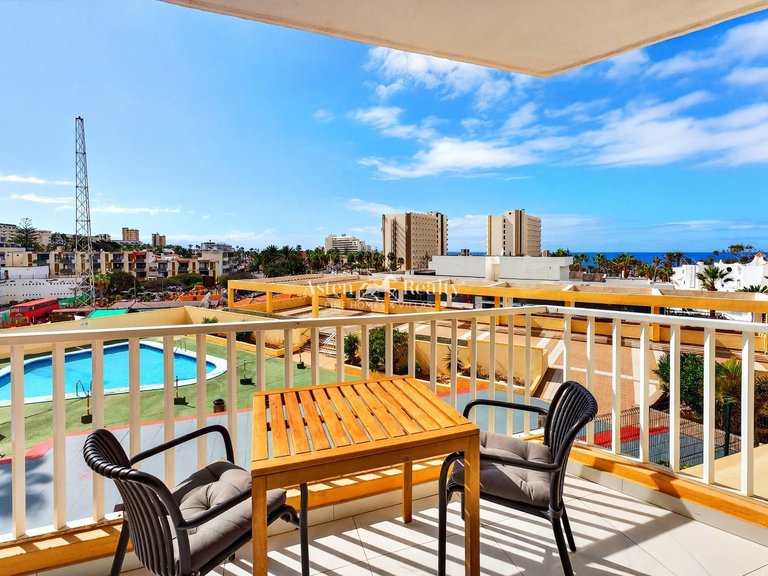 Apartment for Sale in Playa De Las Américas, Tenerife 6