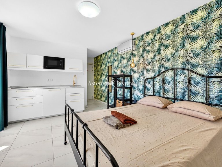 Apartment for Sale in Playa De Las Américas, Tenerife 1