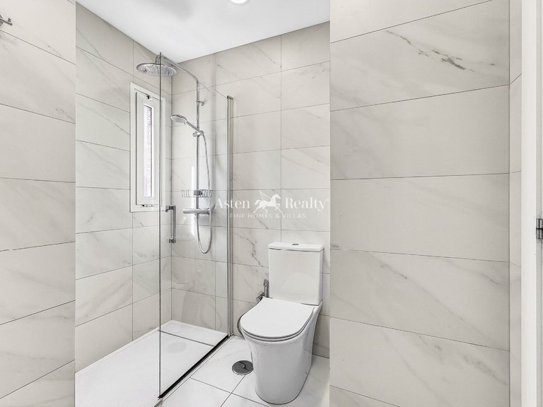 Apartment for Sale in Playa De Las Américas, Tenerife 15