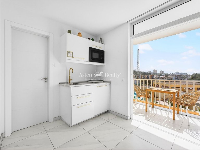 Apartment for Sale in Playa De Las Américas, Tenerife 25