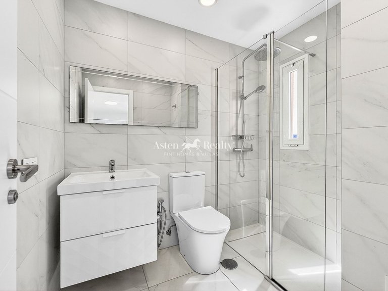 Apartment for Sale in Playa De Las Américas, Tenerife 27