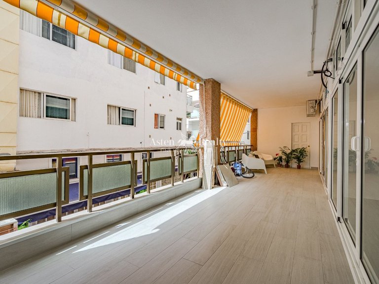 Apartment for Sale in Playa De Los Cristianos, Tenerife 4