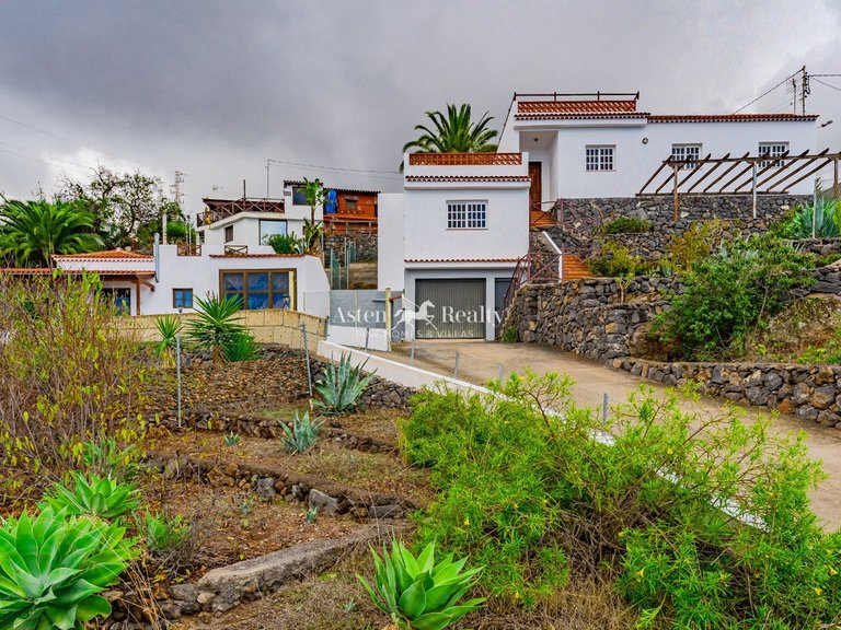 Villa for Sale in Vera De Erques, Tenerife 3