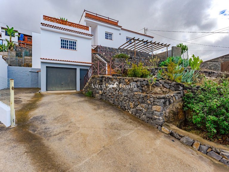 Villa for Sale in Vera De Erques, Tenerife 4
