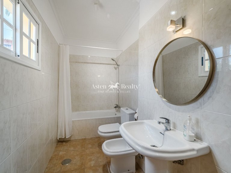 Villa for Sale in Vera De Erques, Tenerife 18