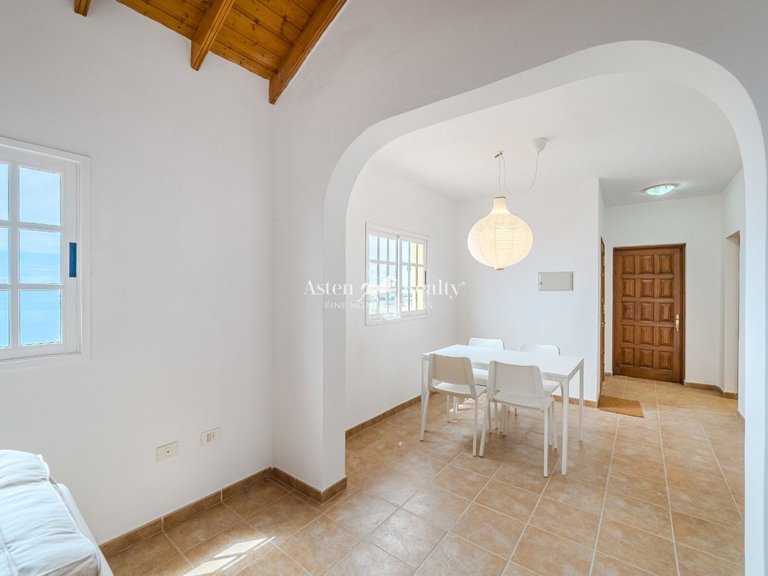 Villa for Sale in Vera De Erques, Tenerife 13