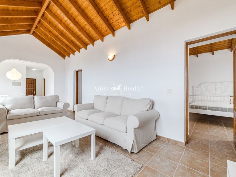 Villa for Sale in Vera De Erques, Tenerife 16