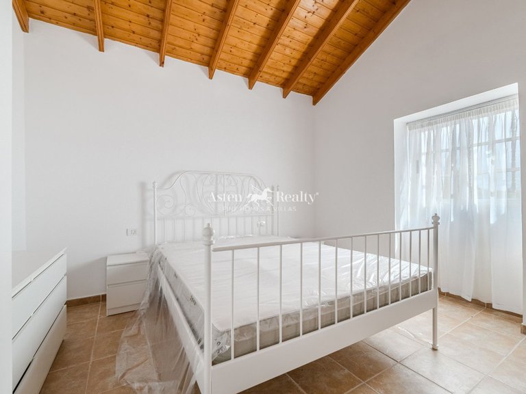 Villa for Sale in Vera De Erques, Tenerife 17