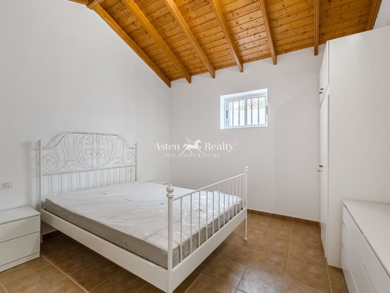 Villa for Sale in Vera De Erques, Tenerife 21