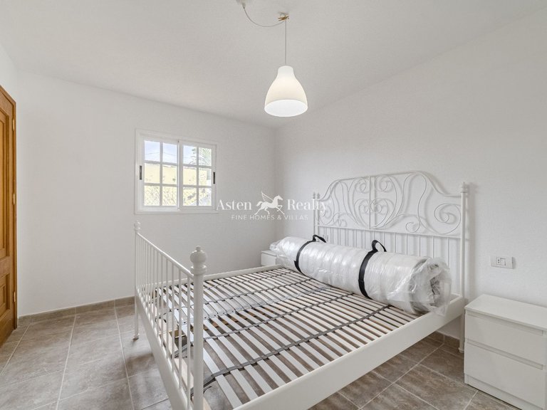 Villa for Sale in Vera De Erques, Tenerife 29