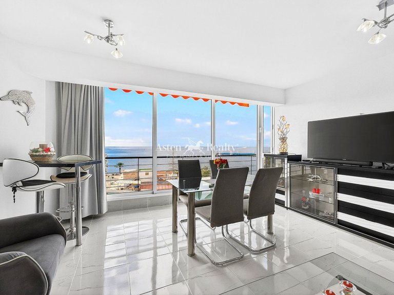 Apartment for Sale in Playa De Los Cristianos, Tenerife 1