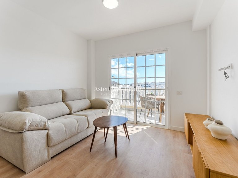 Penthouse for Sale in Palm-mar, Tenerife 3