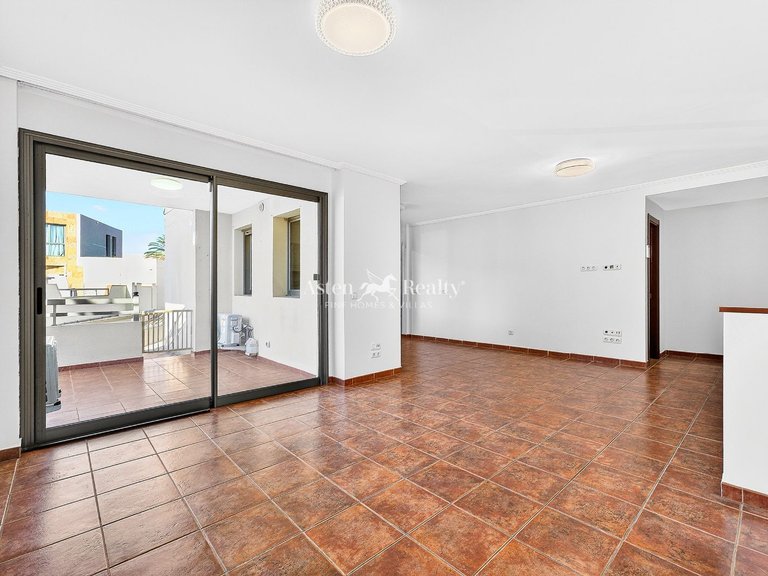 Town House for Sale in El Medano, Tenerife 5