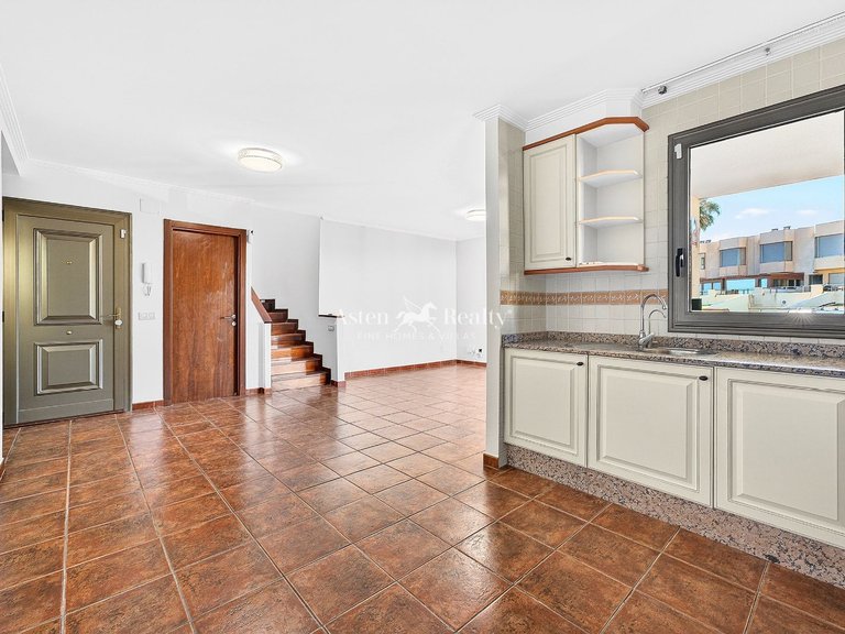 Town House for Sale in El Medano, Tenerife 4