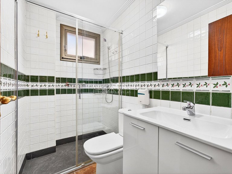 Town House for Sale in El Medano, Tenerife 9