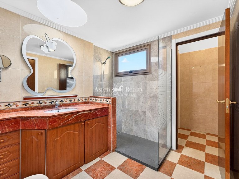 Town House for Sale in El Medano, Tenerife 19