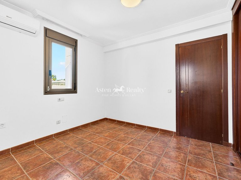 Town House for Sale in El Medano, Tenerife 17