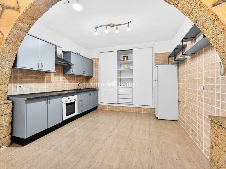 Apartment for Sale in Valle De San Lorenzo, Tenerife 5