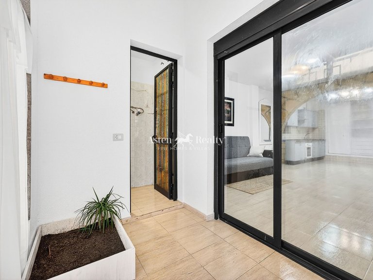 Apartment for Sale in Valle De San Lorenzo, Tenerife 4