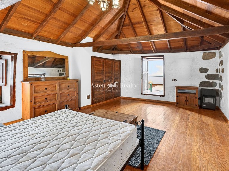 Villa for Sale in Adeje, Tenerife 9