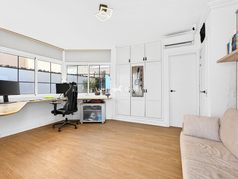 Town House for Sale in San Eugenio Alto, Tenerife 13