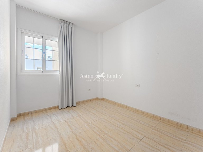 Penthouse for Sale in Palm-mar, Tenerife 11