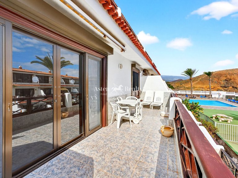 Apartment for Sale in Costa Del Silencio, Tenerife 1