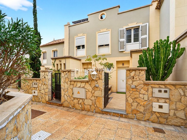 Town House for Sale in Chayofa, Tenerife 2