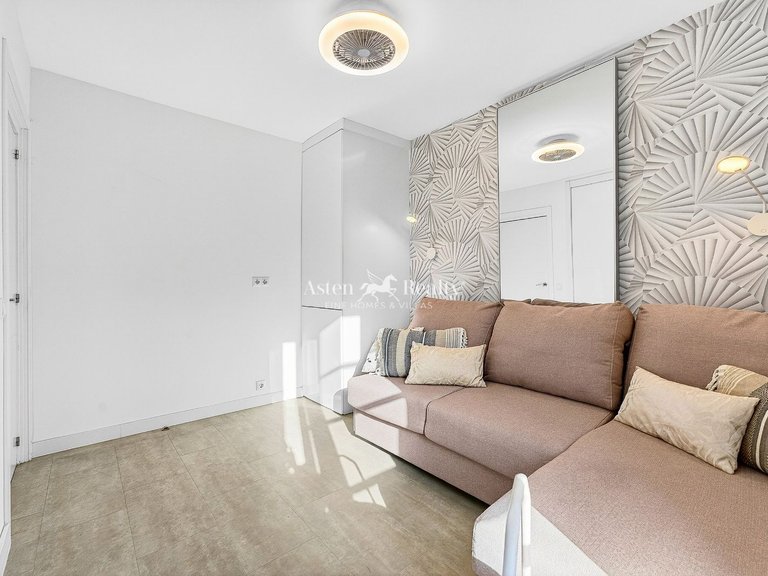 Apartment for Sale in Playa De Las Américas, Tenerife 12