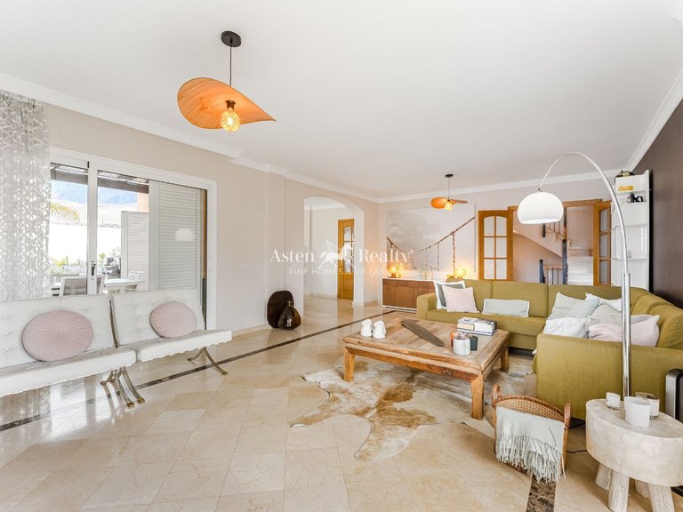 Villa for Sale in Torviscas Alto, Tenerife 12