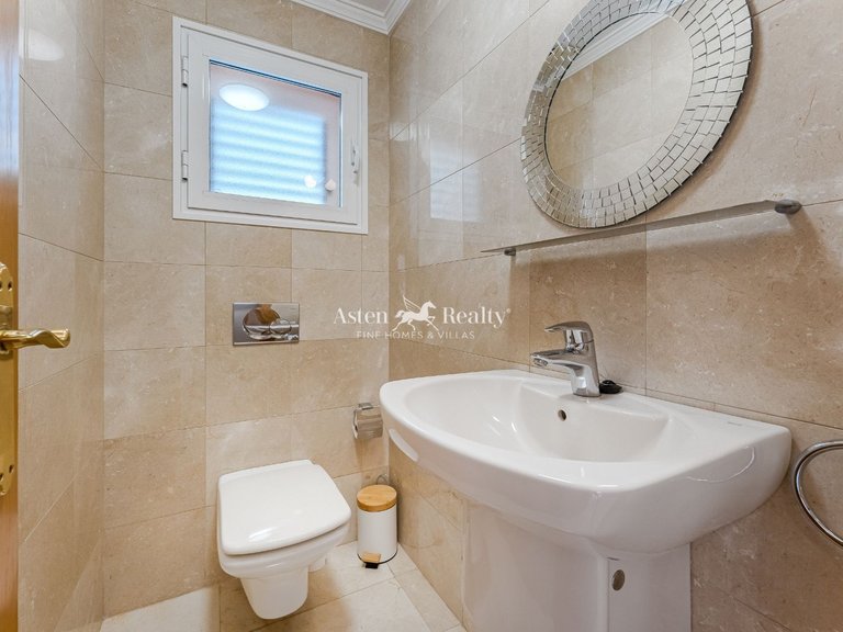 Villa for Sale in Torviscas Alto, Tenerife 39