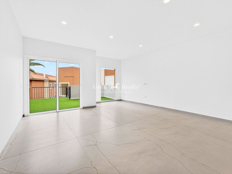 Apartment for Sale in Callao Salvaje, Tenerife 4