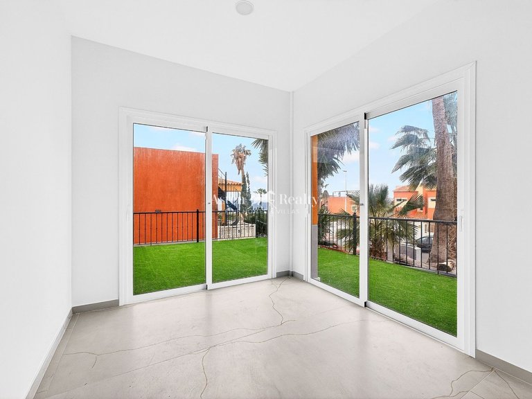 Apartment for Sale in Callao Salvaje, Tenerife 5