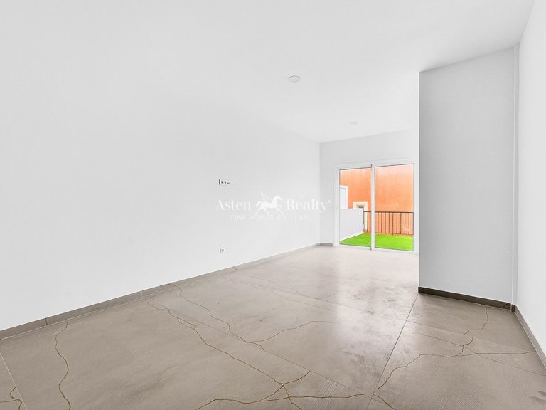 Apartment for Sale in Callao Salvaje, Tenerife 7