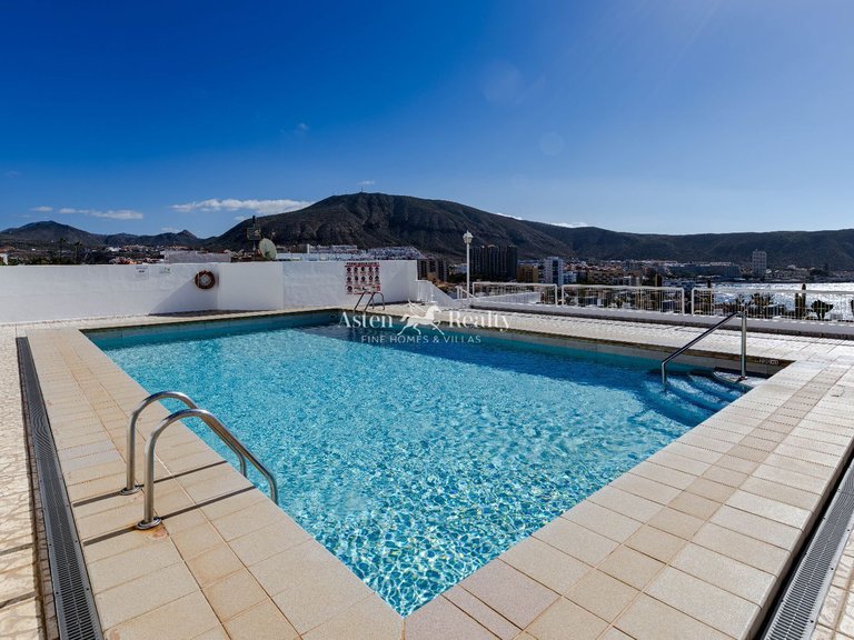 Apartment for Sale in Playa De Los Cristianos, Tenerife 4