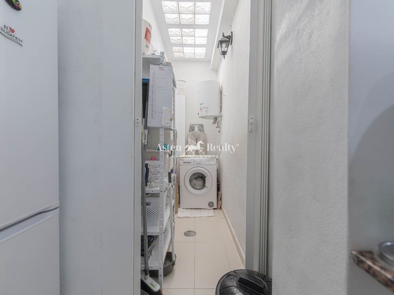 Apartment for Sale in Playa De Los Cristianos, Tenerife 17