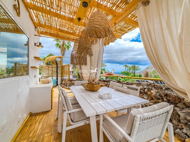 Villa for Sale in Chayofa, Tenerife 22