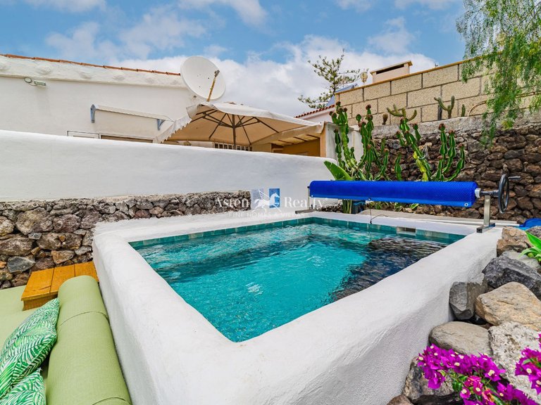 Villa for Sale in Chayofa, Tenerife 50