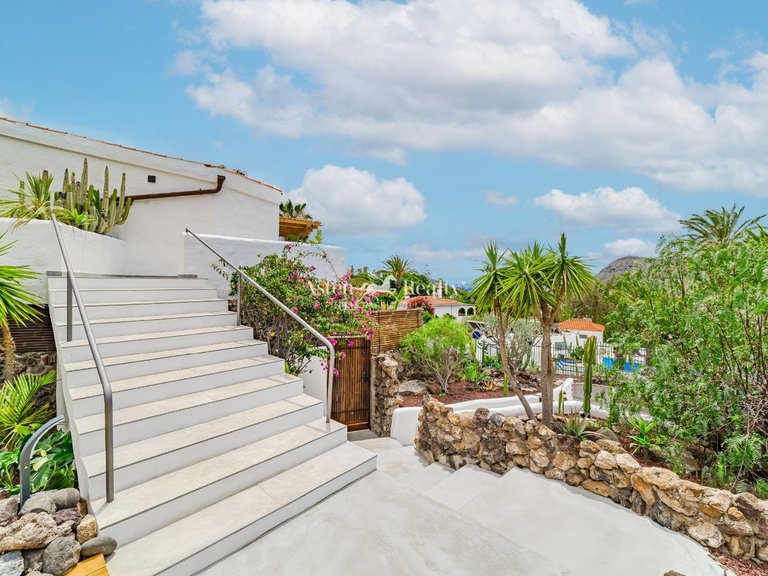 Villa for Sale in Chayofa, Tenerife 47
