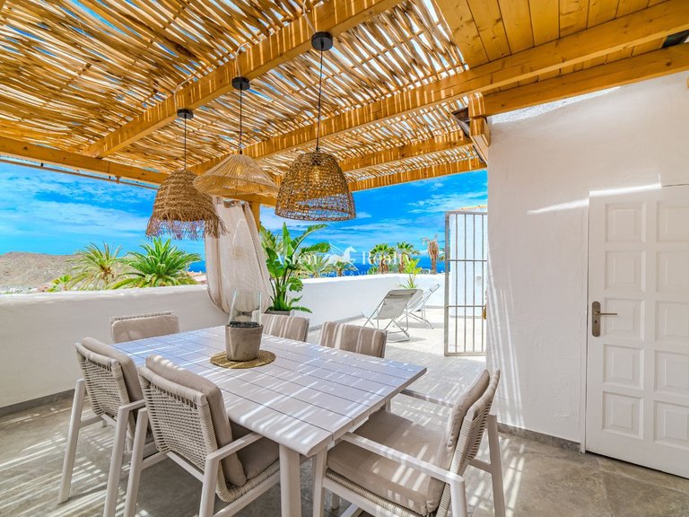 Villa for Sale in Chayofa, Tenerife 45