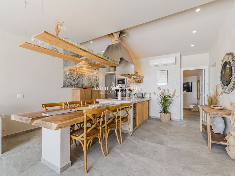 Villa for Sale in Chayofa, Tenerife 29