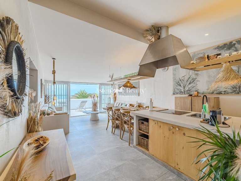 Villa for Sale in Chayofa, Tenerife 32