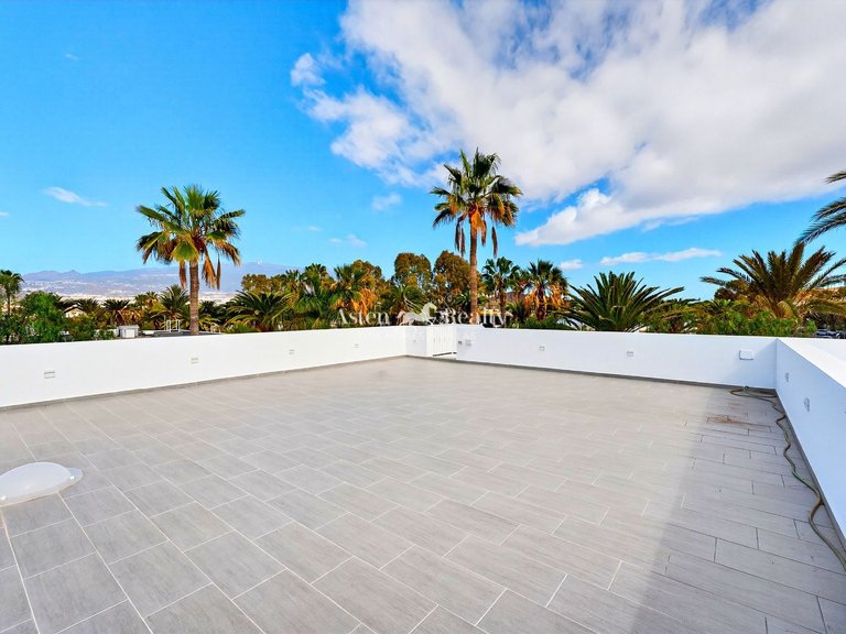 Villa for Sale in Costa Del Silencio, Tenerife 22