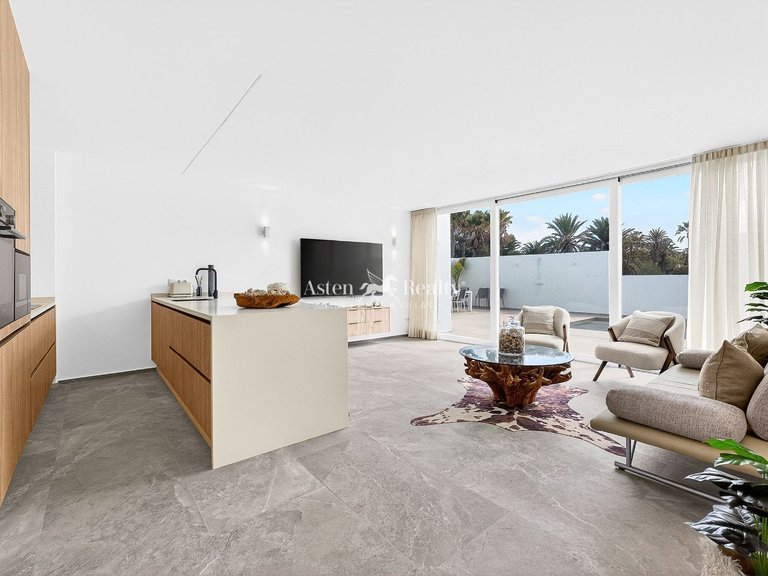 Villa for Sale in Costa Del Silencio, Tenerife 6