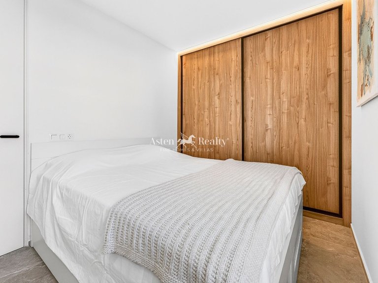 Villa for Sale in Costa Del Silencio, Tenerife 12