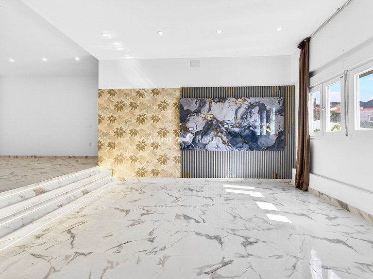 Apartment for Sale in Adeje, Tenerife 2